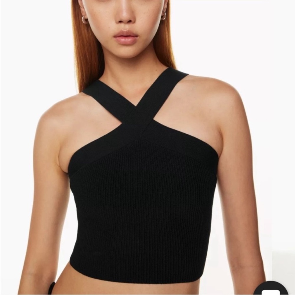 Aritzia Babaton Sculpt Knot Criss Cross Crop tank